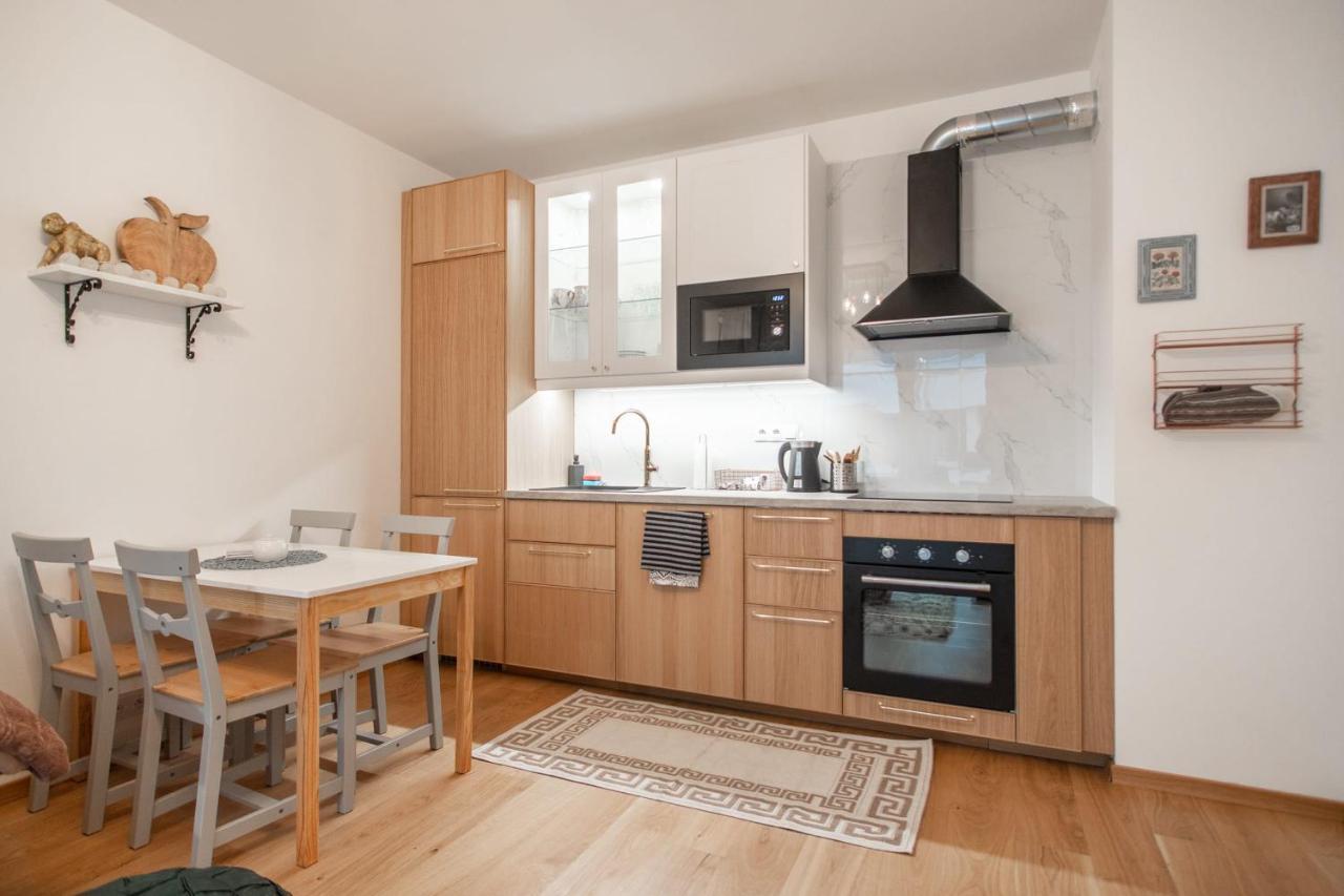 פראג Apartment With Balcony מראה חיצוני תמונה