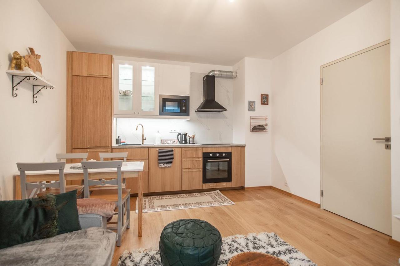 פראג Apartment With Balcony מראה חיצוני תמונה