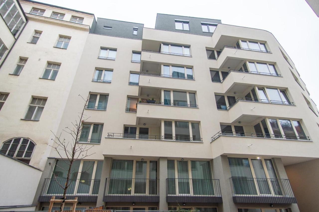 פראג Apartment With Balcony מראה חיצוני תמונה